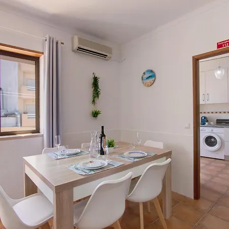 Apartment Refugio Do Mar T2 *